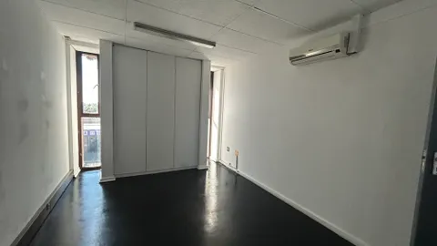 ABSA Silverton, 177 de Boulevard, Silverton, Pretoria Unit 201- 83m² to let for rent (26).